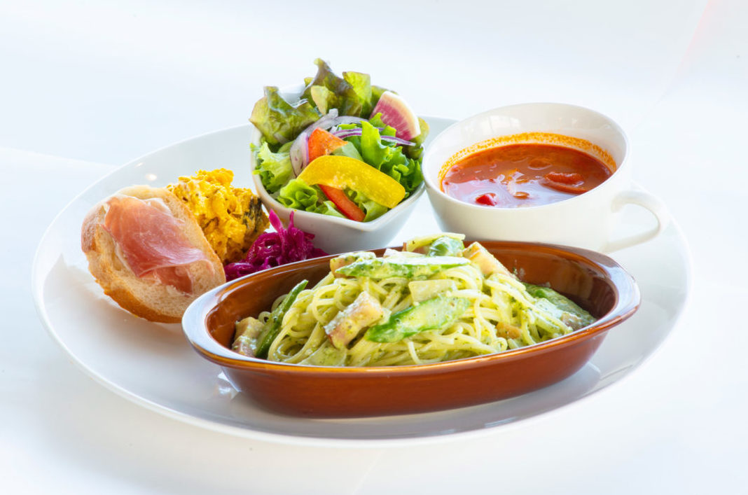 コテカフェ デリとサラダとスープ付き ワンプレートランチスタート 千葉のおしゃれな注文住宅 リノベーション 暮らしを楽しむ家づくり 株式会社トミオ