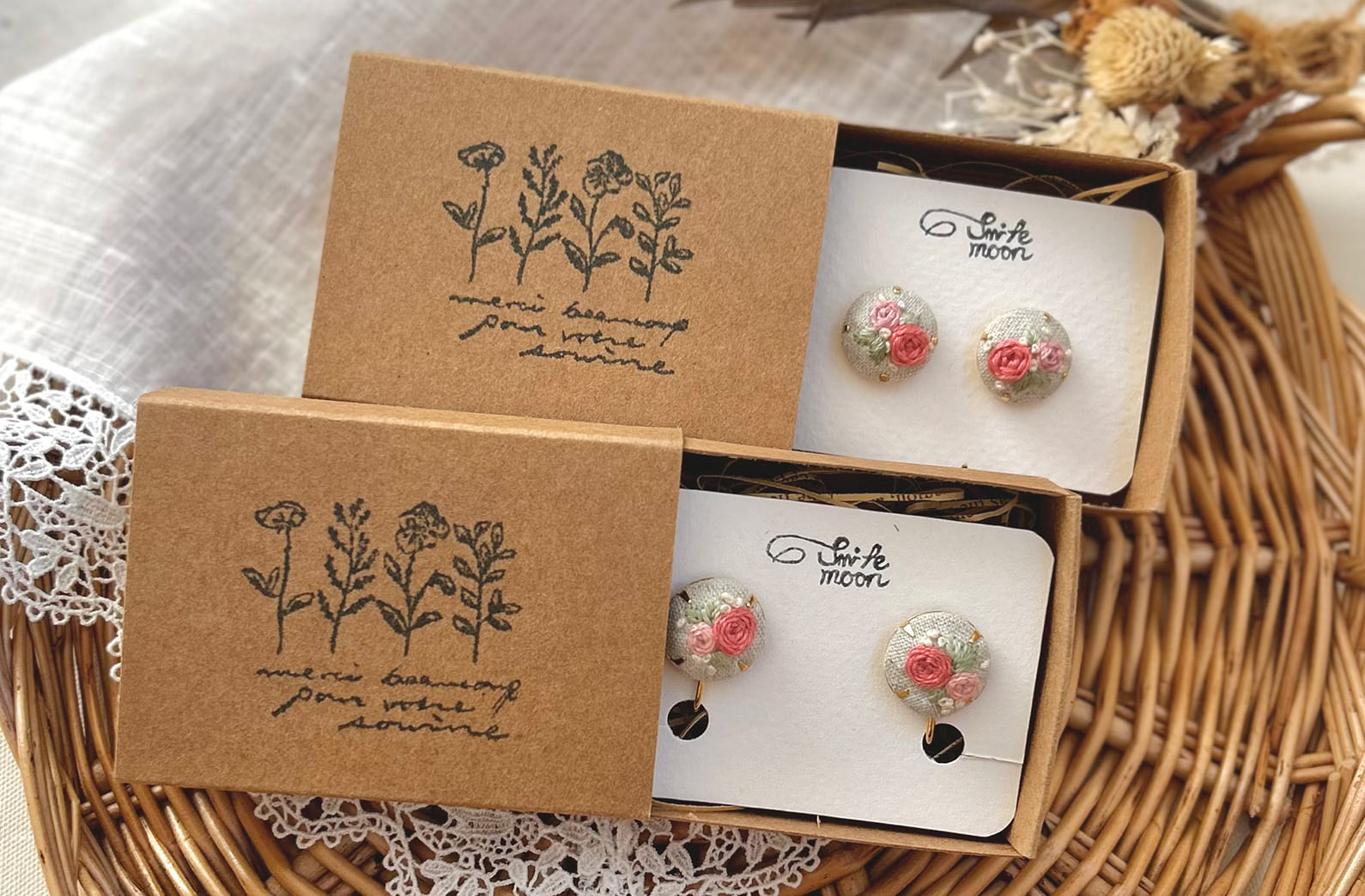 刺繍小物、刺繍アクセサリー、刺繍インテリア